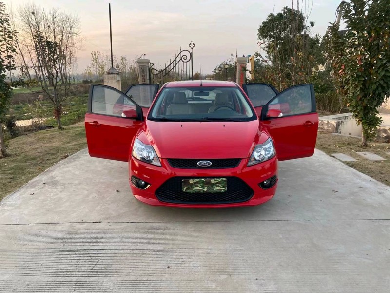 徐州14年福特福克斯2