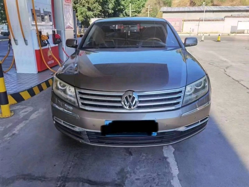济宁11年大众辉腾8
