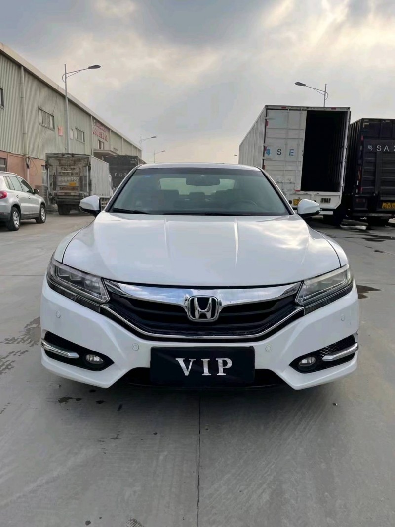 东莞16年本田思铂睿1
