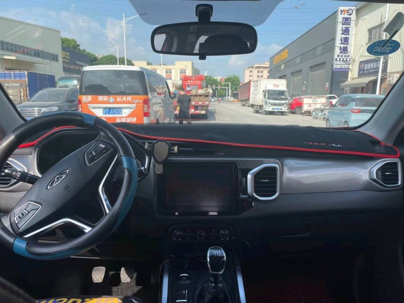 东莞18年奇瑞瑞虎5x4