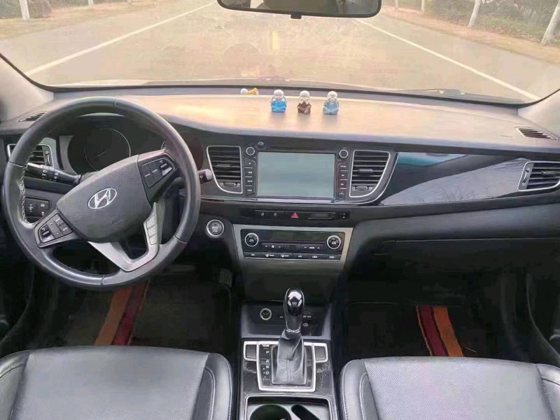 徐州16年现代名图5