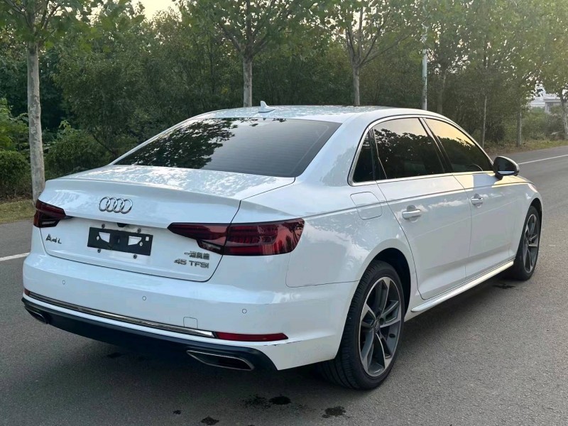 徐州19年奥迪A4L8