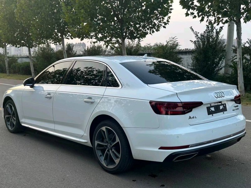 徐州19年奥迪A4L7