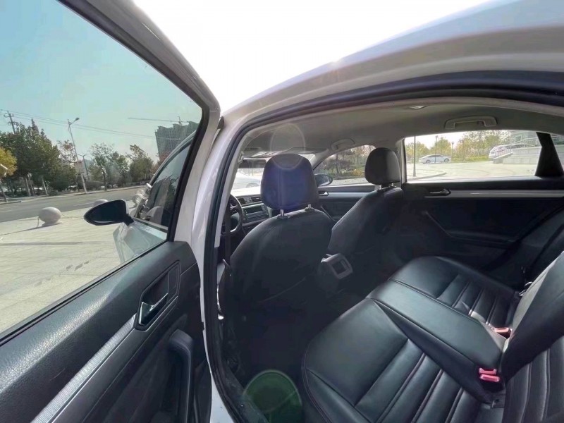 徐州16年大众凌渡9