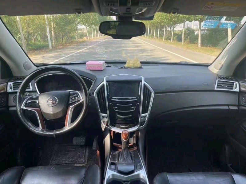 徐州15年凯迪拉克SRX1