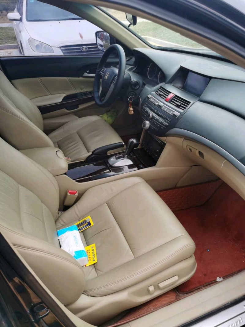 北京10年本田雅阁4