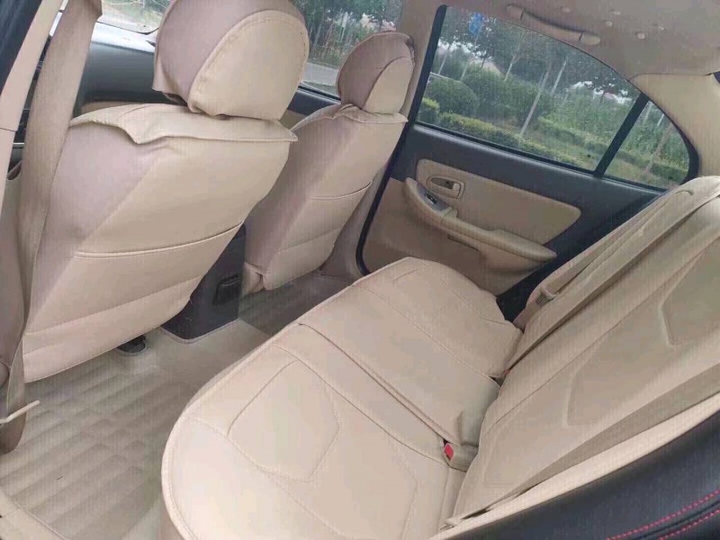 北京11年现代伊兰特5