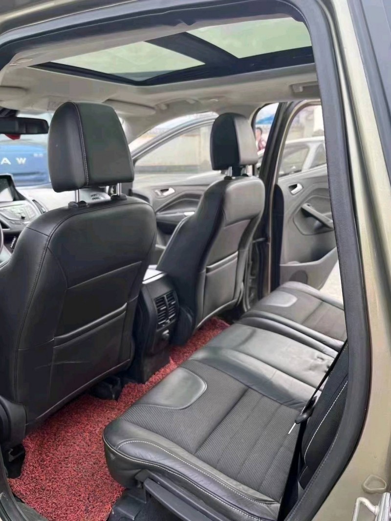 廊坊15年福特翼虎5