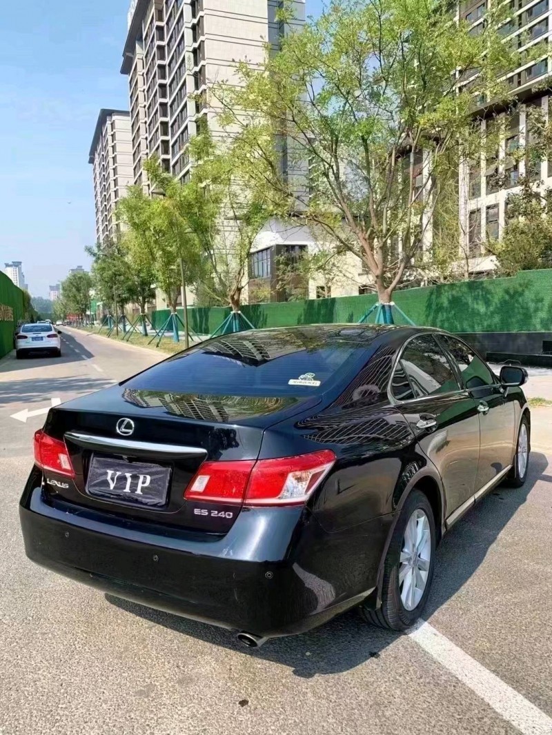 廊坊11年雷克萨斯ES8