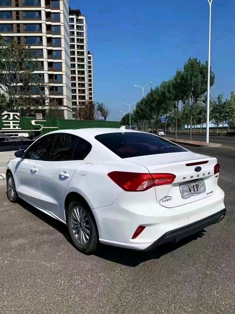 廊坊20年福特福克斯4