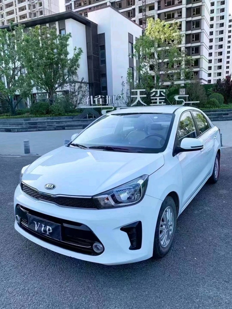 廊坊18年起亚焕驰2