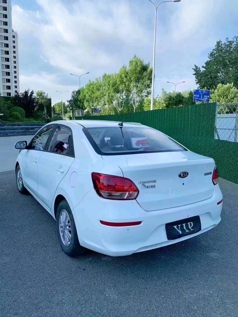 廊坊18年起亚焕驰4