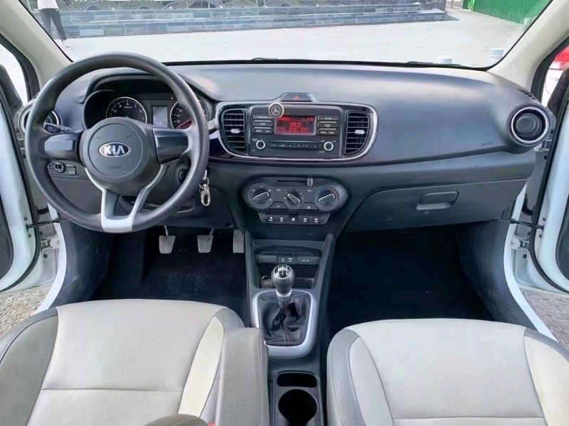 廊坊18年起亚焕驰8