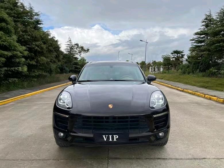 盐城15年保时捷Macan1