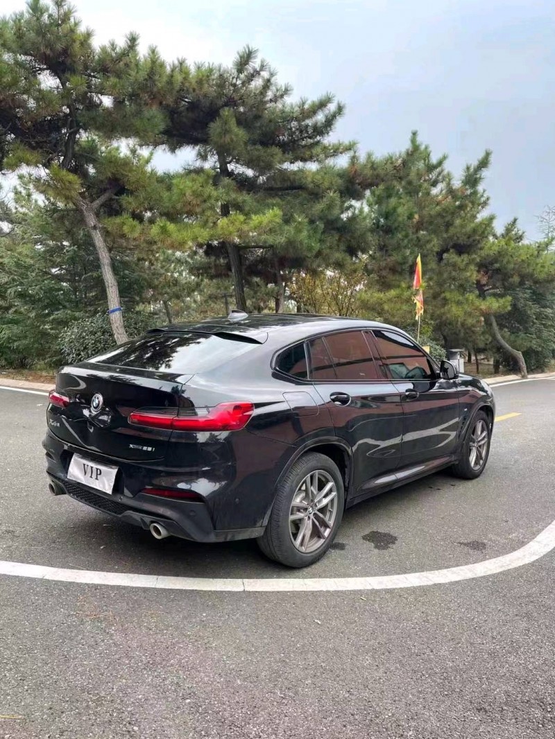 青岛20年宝马X42