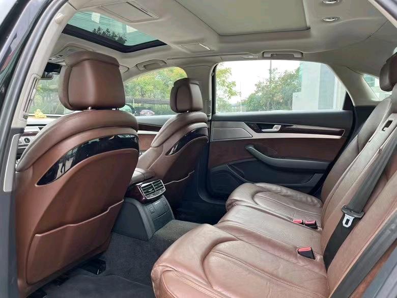 盐城12年奥迪A8L5