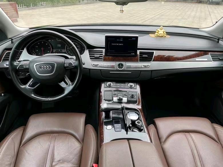 盐城12年奥迪A8L7