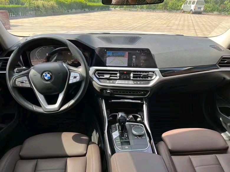 盐城21年宝马3系7