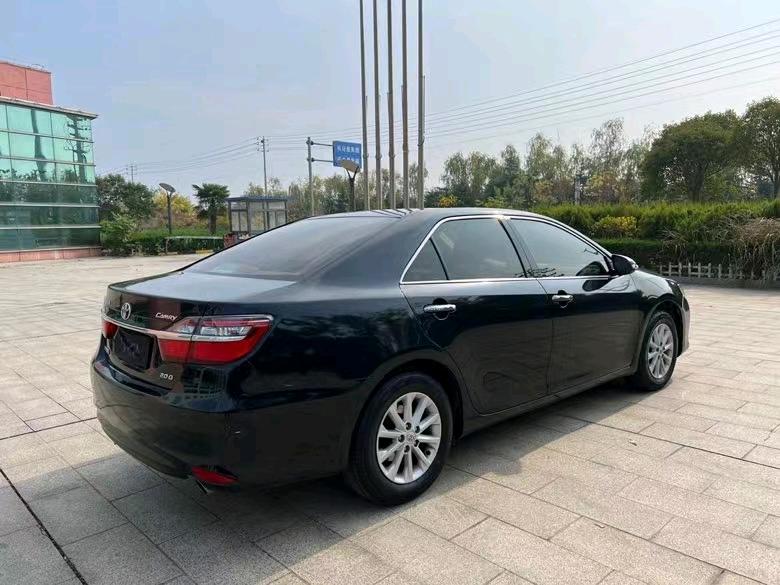 盐城16年丰田凯美瑞8