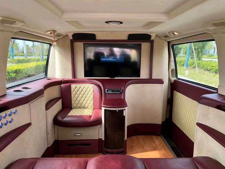 盐城12年奔驰唯雅诺5