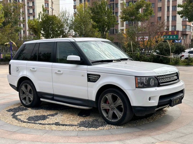 青岛13年路虎揽胜运动7