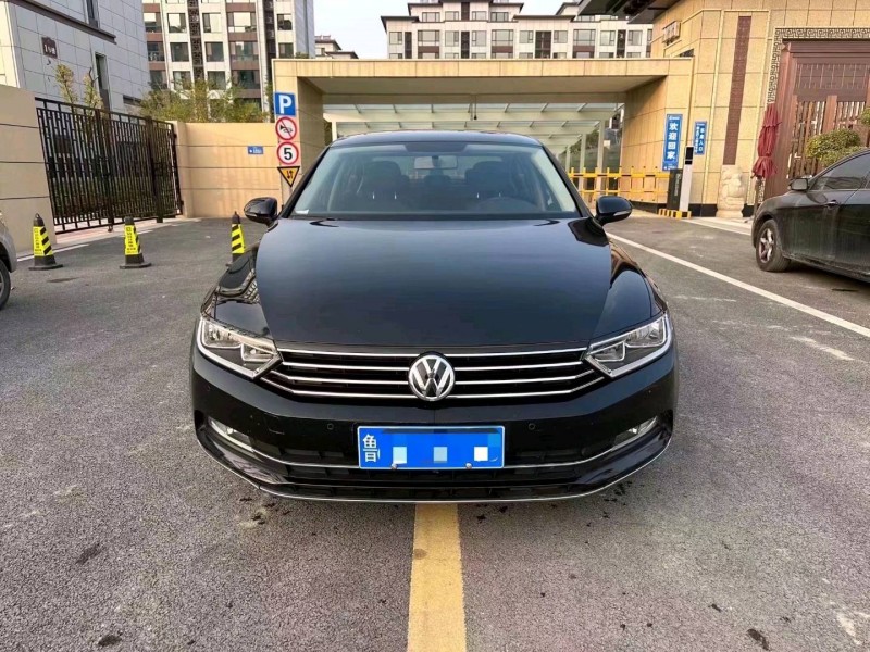 枣庄18年大众迈腾1