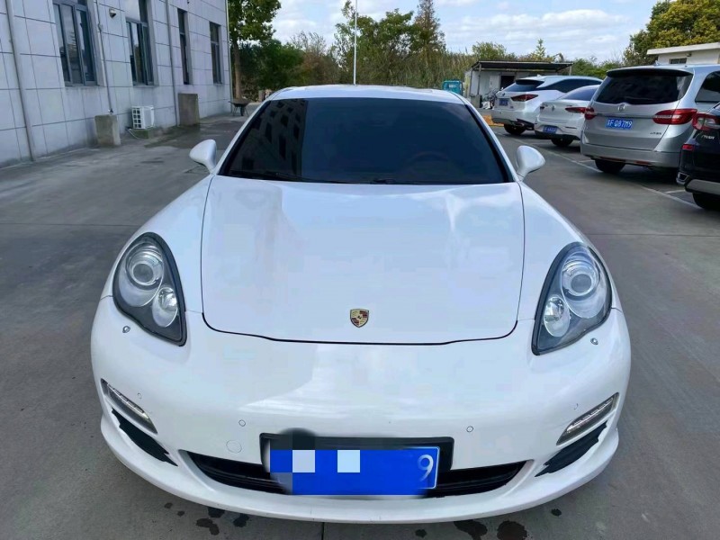 苏州11年保时捷帕拉梅拉9