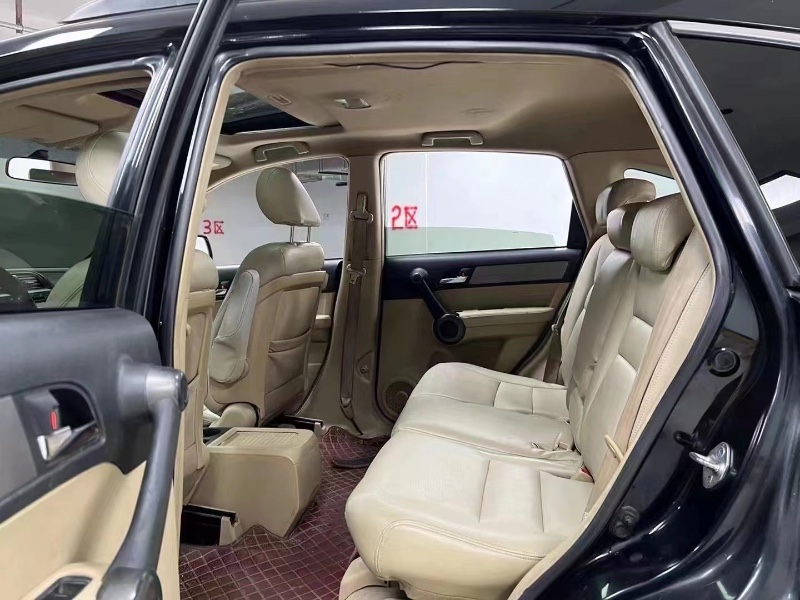 成都11年本田CRV9