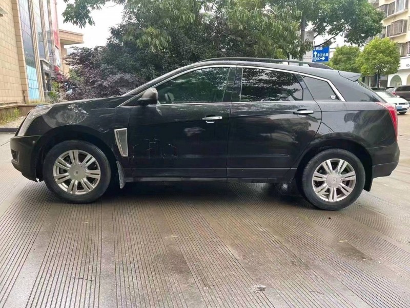 嘉兴14年凯迪拉克SRX3