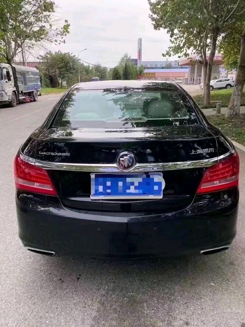 青岛14年别克君越2