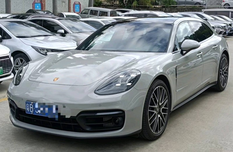 广州22年保时捷帕拉梅拉2
