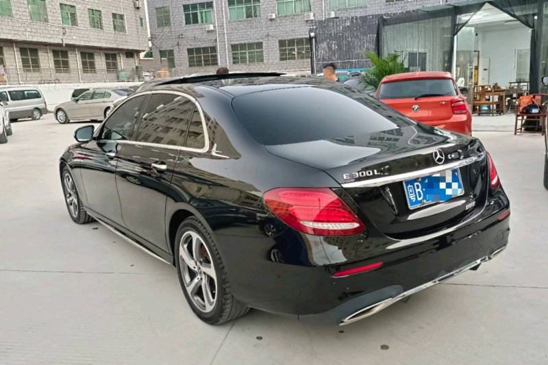 汕头18年奔驰E8