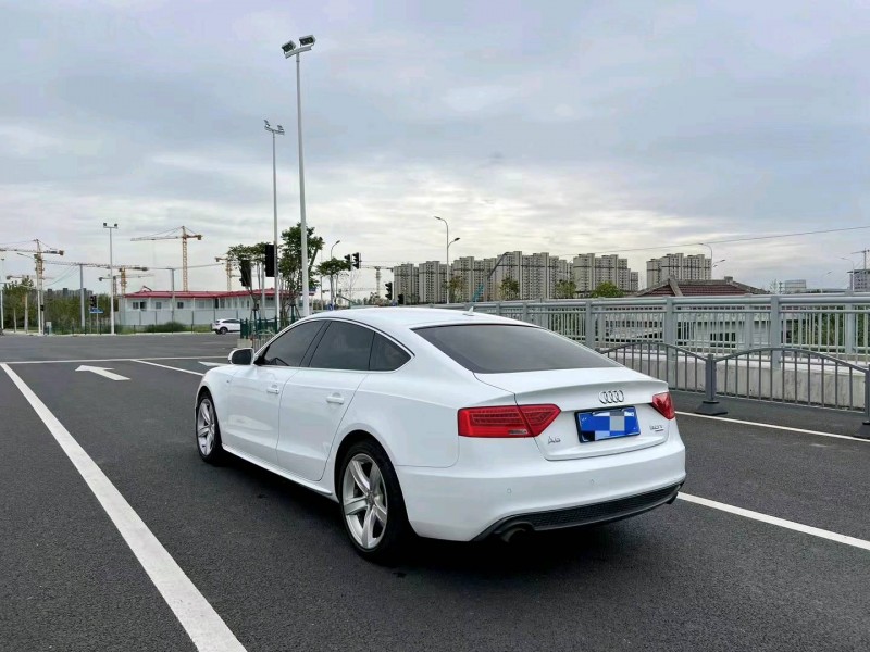嘉兴13年奥迪A53