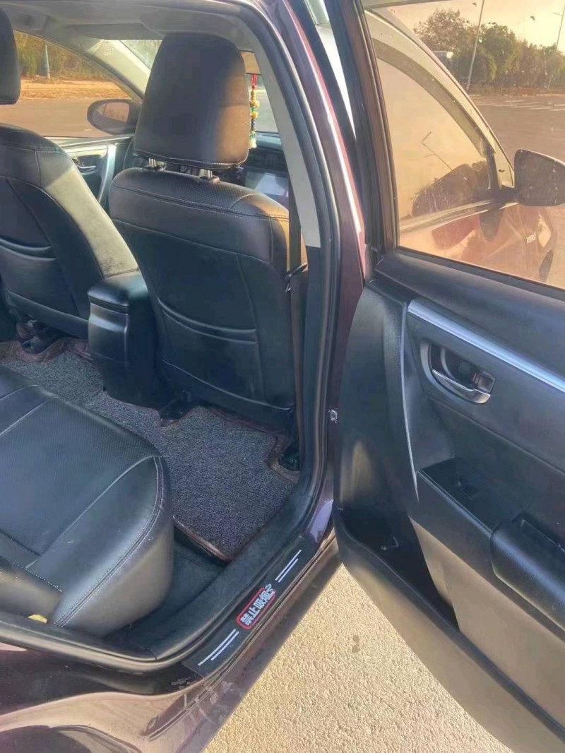 淮南18年丰田雷凌8