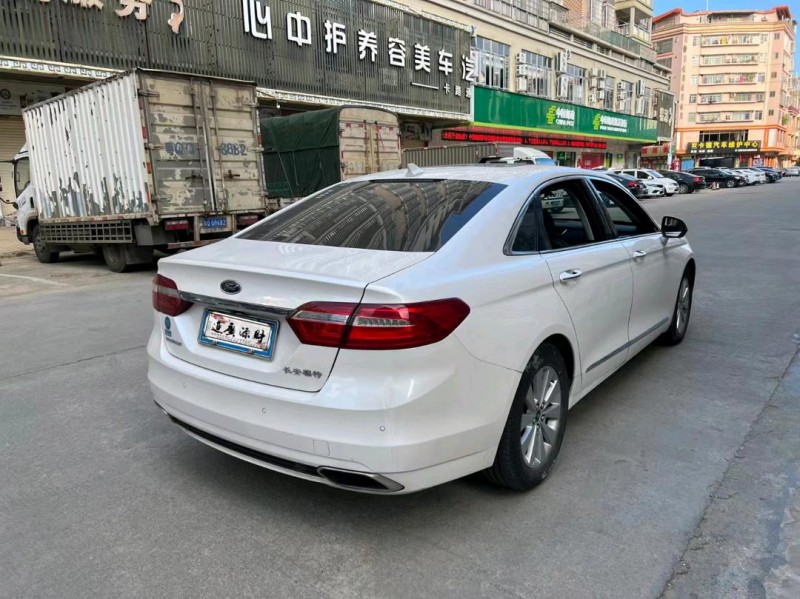 北京17年福特金牛座4