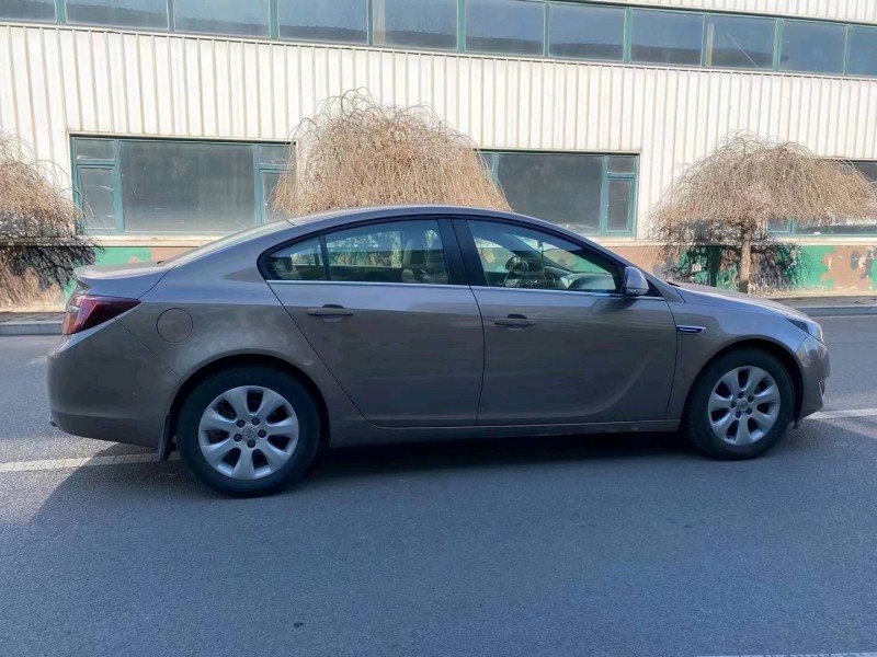 沈阳16年别克君威5