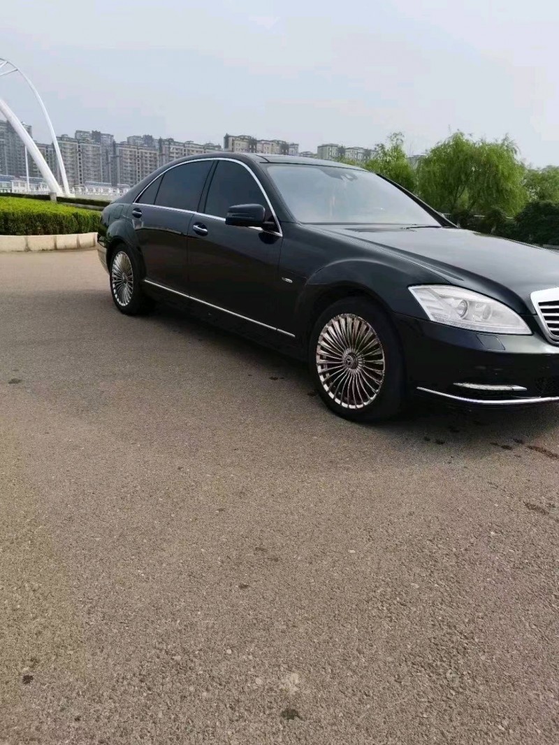 枣庄10年奔驰S7