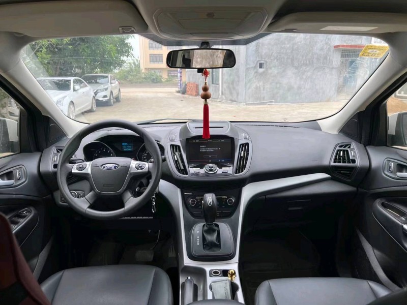 北京15年福特翼虎4