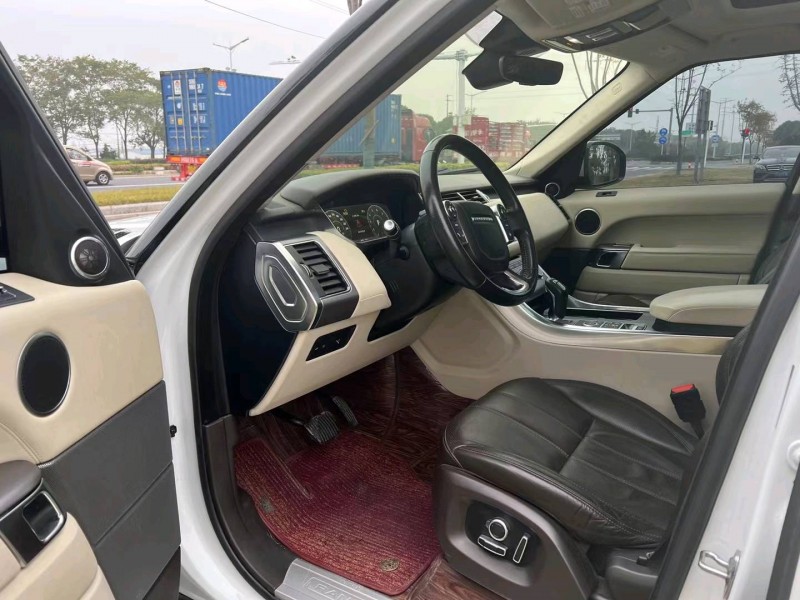 泰州18年路虎揽胜运动4