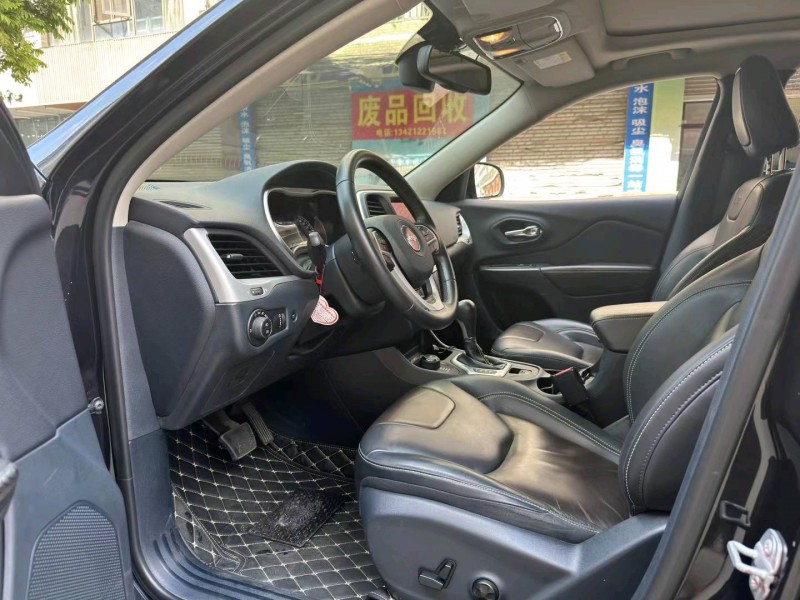 北京18年Jeep自由光4