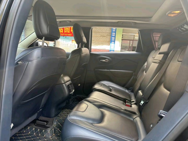 北京18年Jeep自由光5