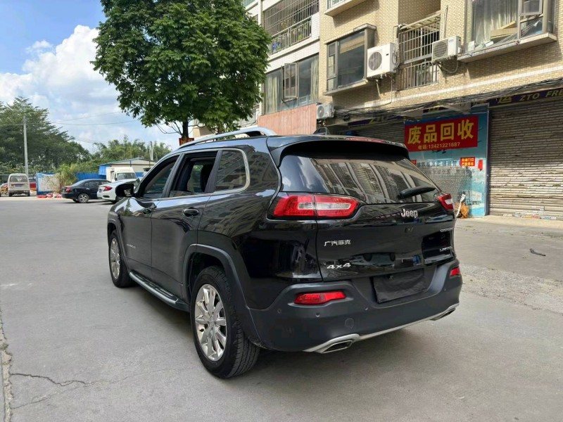 北京18年Jeep自由光7