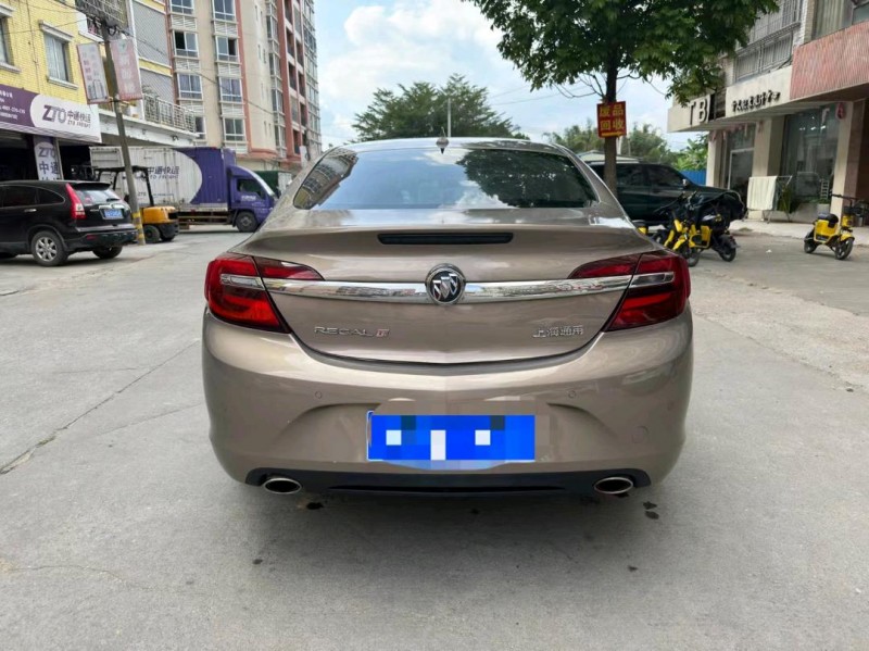 北京16年别克君威6