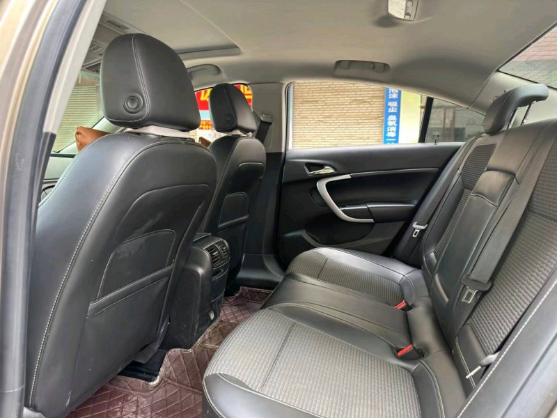 北京16年别克君威9