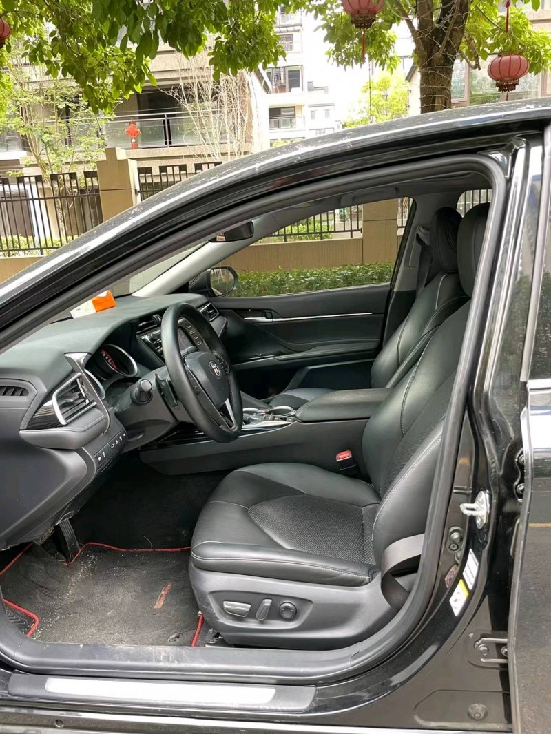 北京18年丰田凯美瑞4