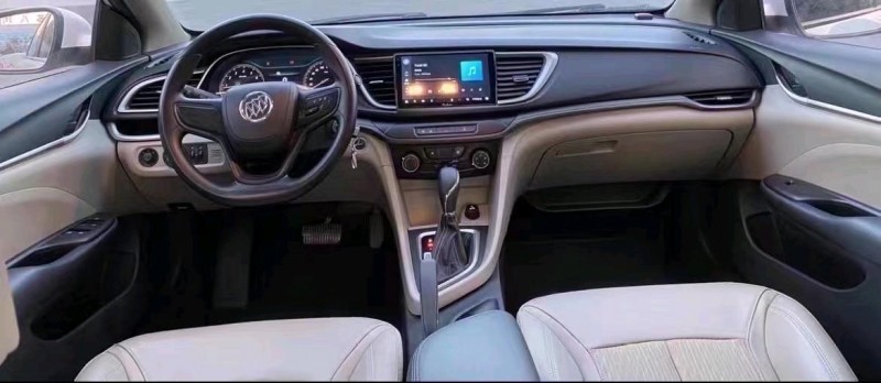 济南16年别克威朗5