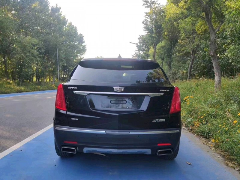 东营16年凯迪拉克XT53