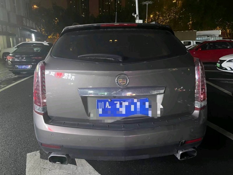 重庆12年凯迪拉克SRX1