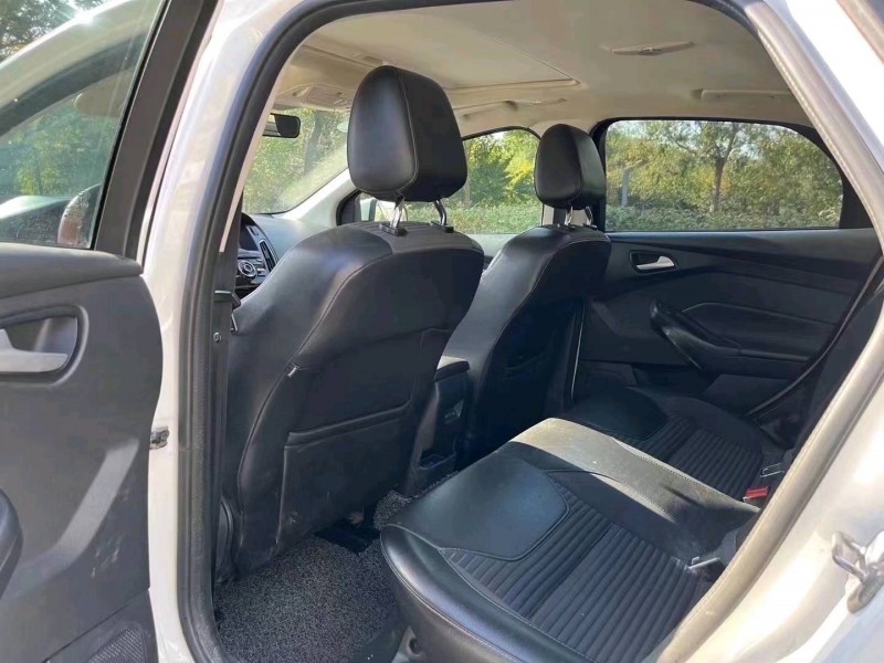 枣庄17年福特福克斯8