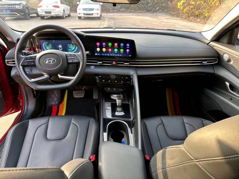 邯郸22年现代伊兰特7